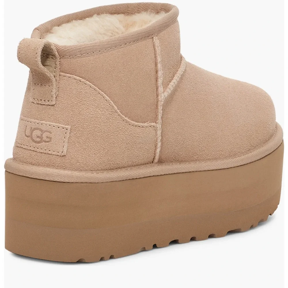 UGG women Ultra Mini Platform Size 9 gently used Color: Sand